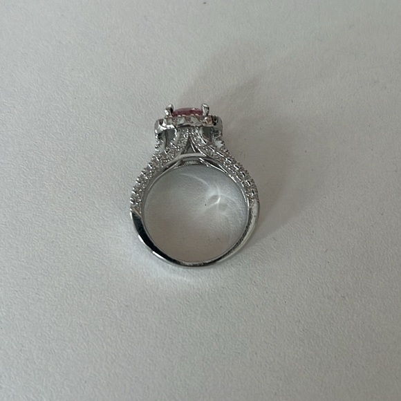 NWT Silver Tone with Pink Stone Ring - Picture 3 of 5